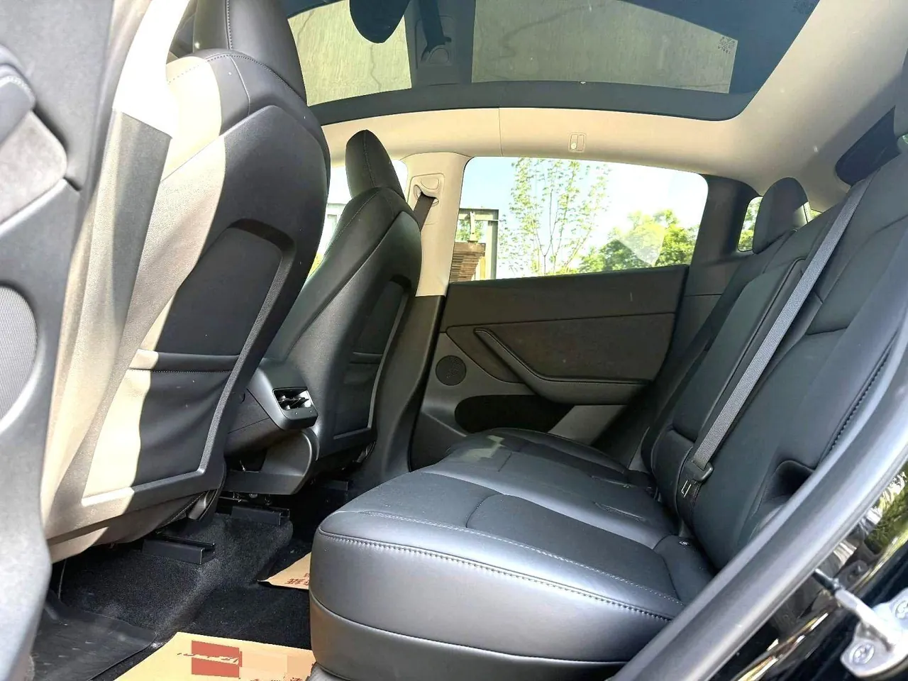 Tesla 2023 Model Y rear-wheel drive version automatic transmission 13
