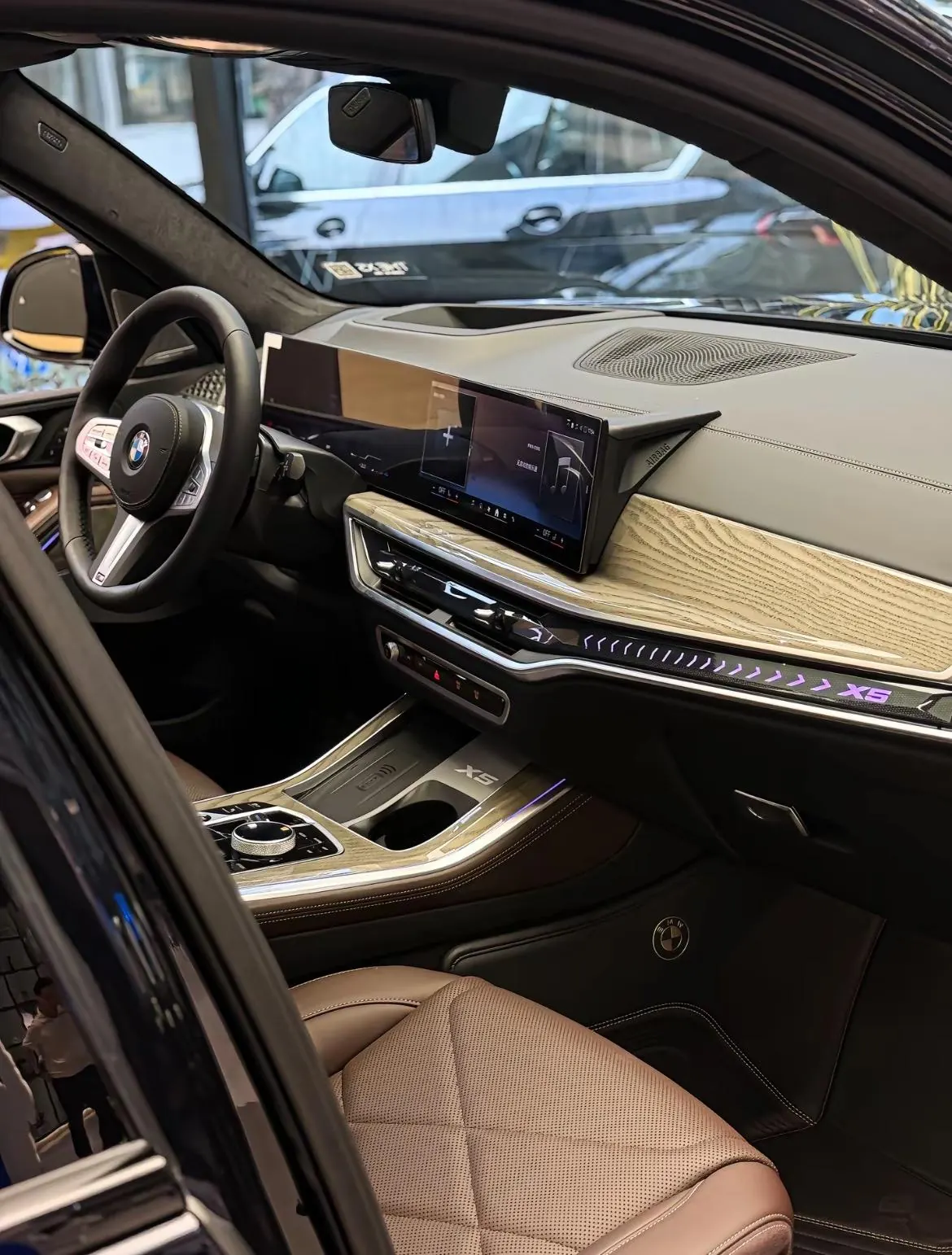 BMW 2026 X5 xDrive30Li 48V 2.0T exclusive m sports obsidian night suit (modified) automatic gear 4