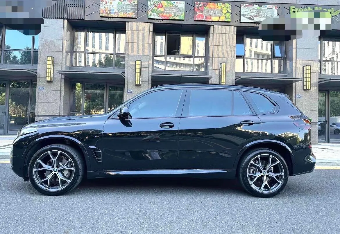 BMW 2026 X5 xDrive30Li 48V 2.0T exclusive m sports obsidian night suit (modified) automatic gear 5