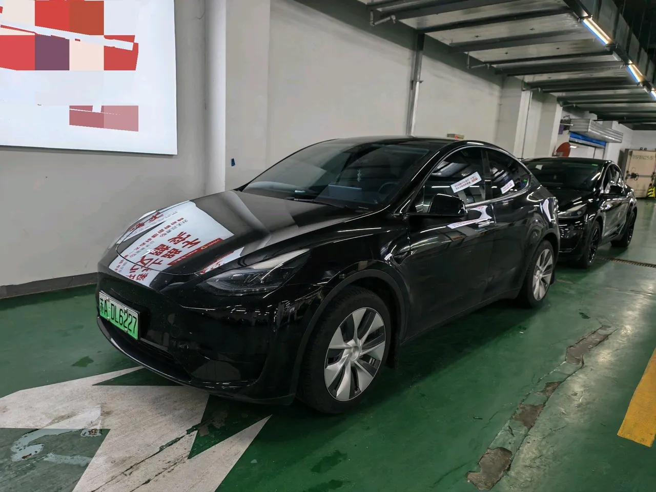 Tesla 2022 Model Y rear-wheel drive version automatic transmission - View 1