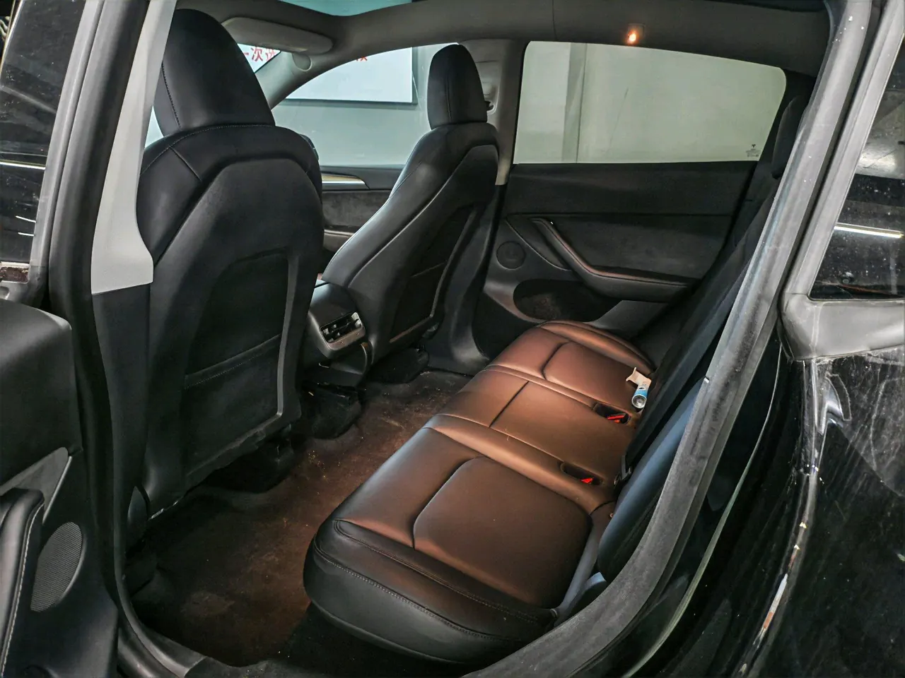 Tesla 2022 Model Y rear-wheel drive version automatic transmission 3
