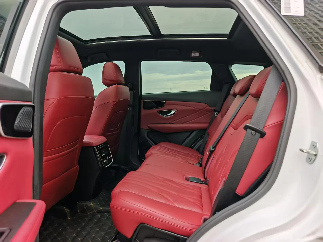 Jetour 2025 X70 PLUS 1.5T Elite Edition 5-seat Automatic Gear 4