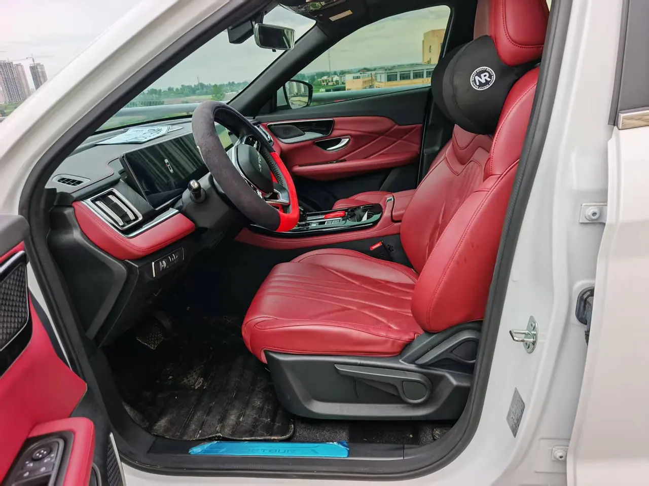 Jetour 2025 X70 PLUS 1.5T Elite Edition 5-seat Automatic Gear 8