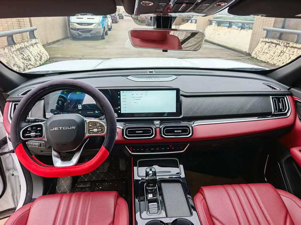 Jetour 2025 X70 PLUS 1.5T Elite Edition 5-seat Automatic Gear 9