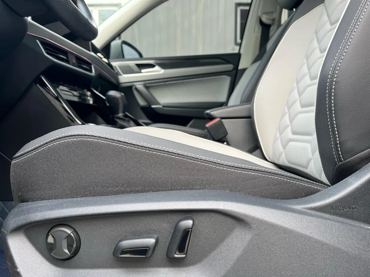 Volkswagen 2023 Tanyue 1.4TSI 280TSI Two-Drive Luxury Plus Advanced Edition Automatic Gear 14