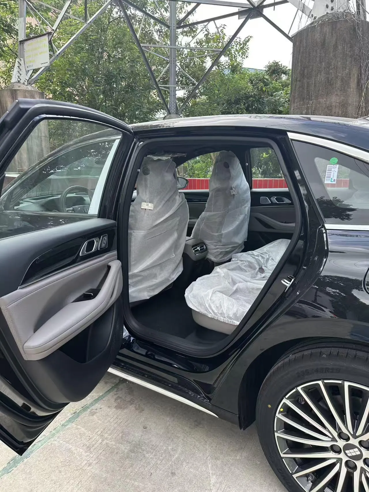 Geely Galaxy 2026 xingyao 7 EM-i 1.5 220km four-wheel drive exploration version automatic gear 5