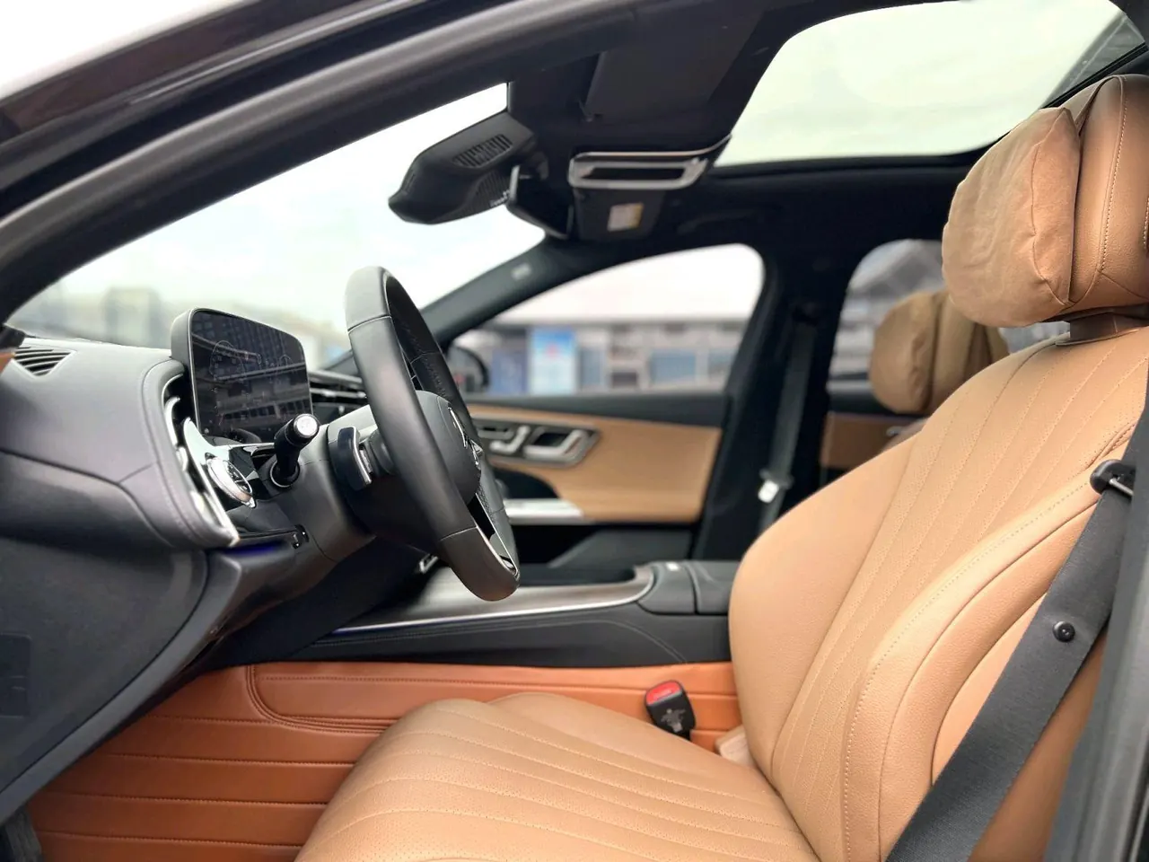 Mercedes Benz E Class 2024 E 300 L 48V 2.0T Luxury Automatic Gear 4