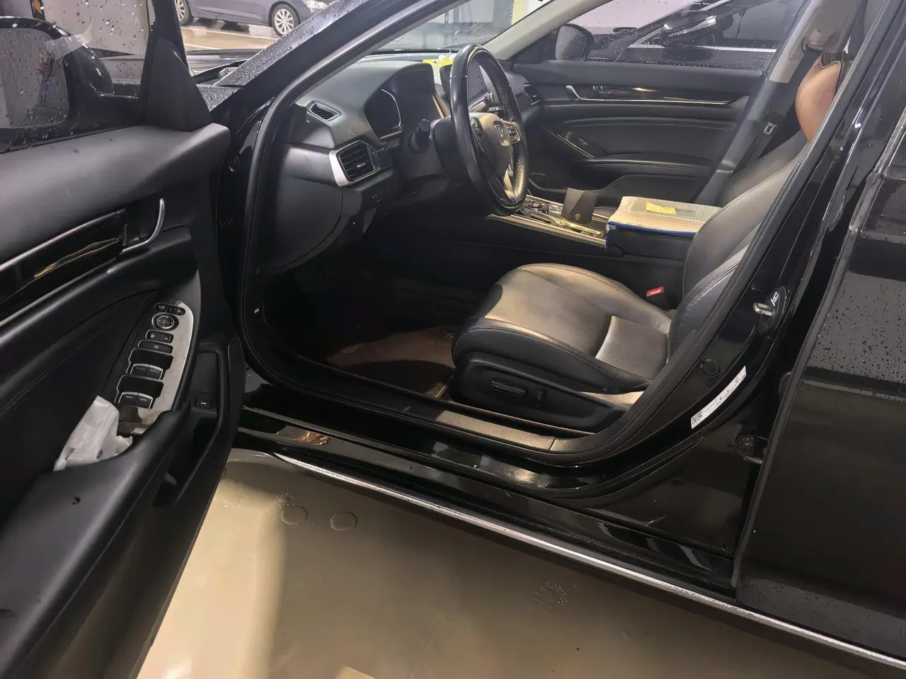 Volkswagen 2024 model range 2.0TSI 380TSI four-wheel drive luxury version Pro7 automatic gear 3