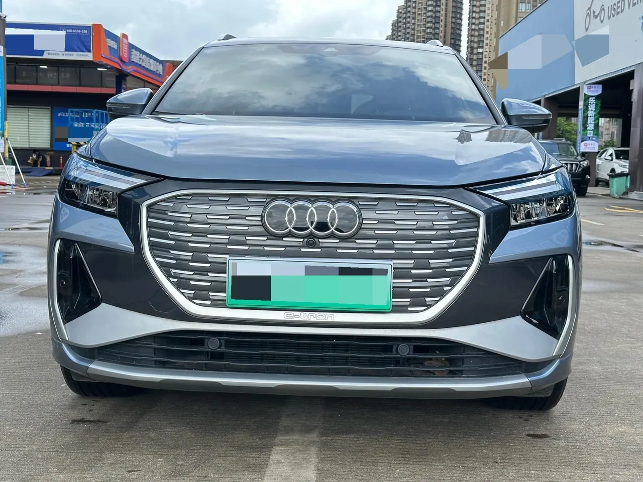 Audi 2024 Q4 e-tron 40 Creation Edition Automatic Gear 2