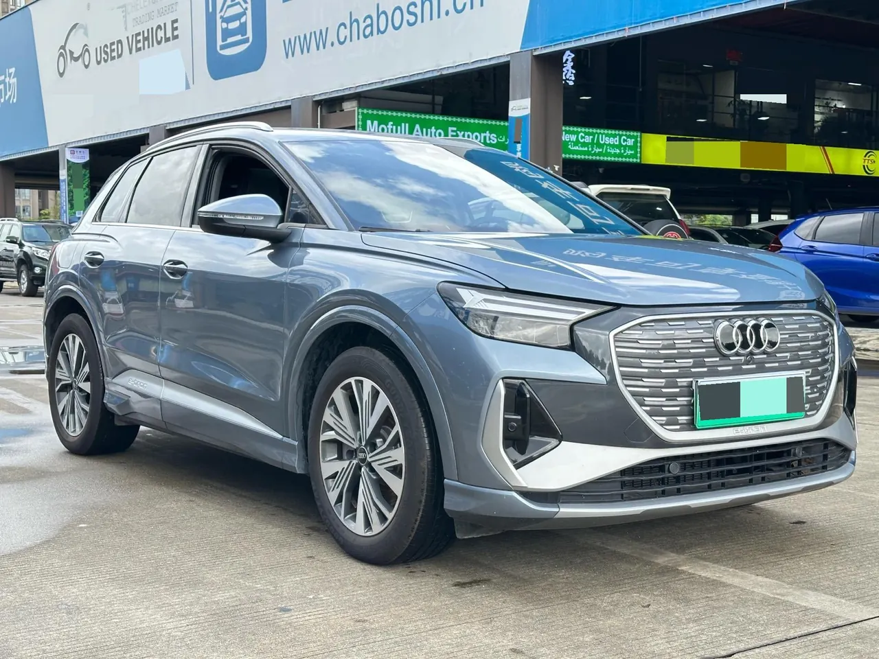 Audi 2024 Q4 e-tron 40 Creation Edition Automatic Gear 3