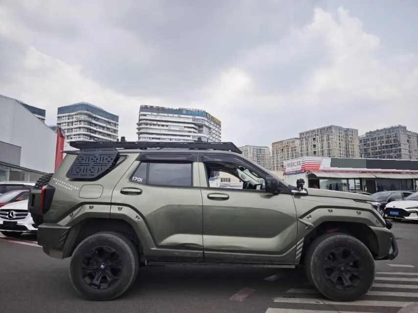 Tank 2024 Tank 400 Hi4-T 2.0T City Edition Automatic Gear 6