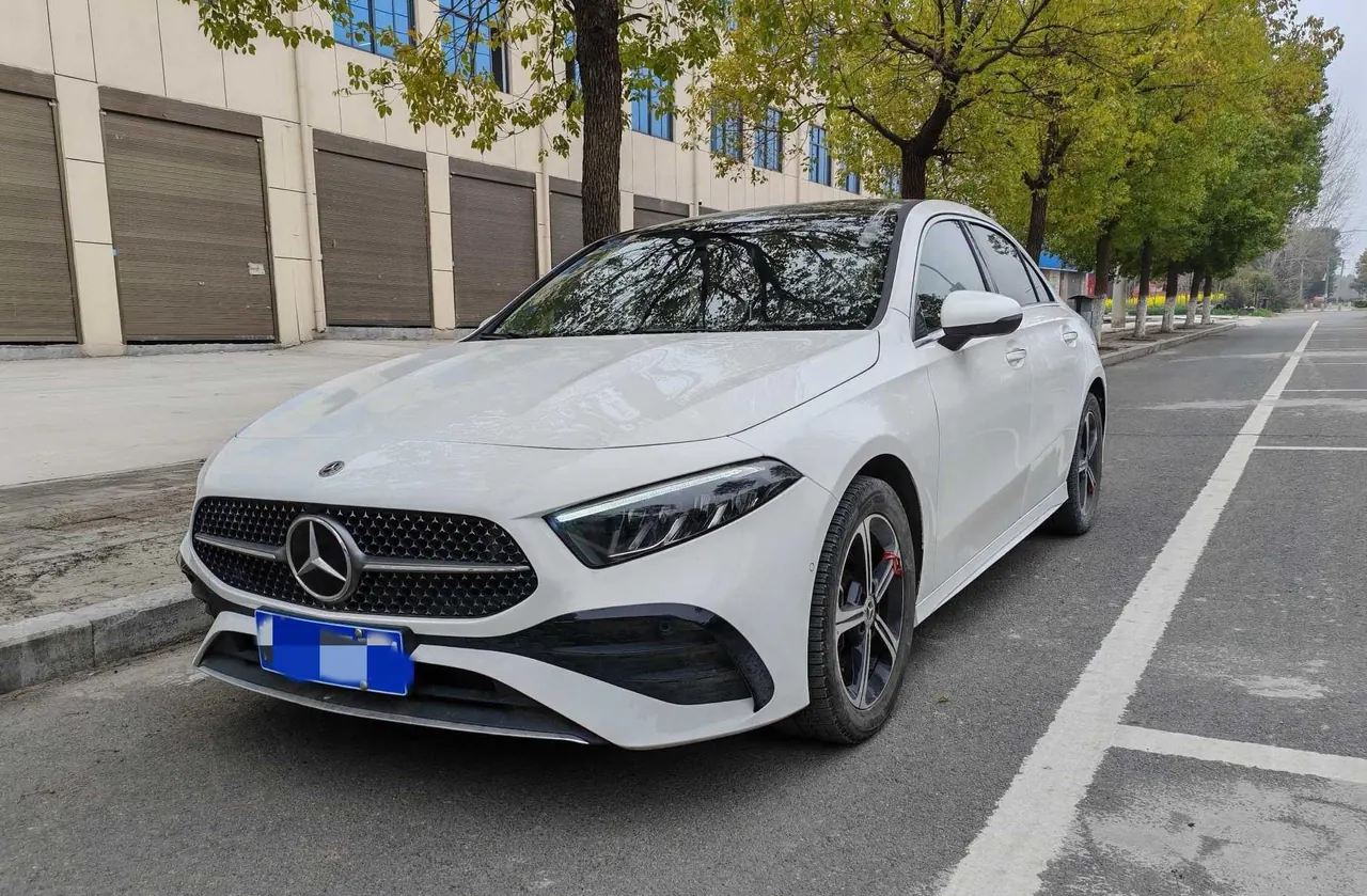 Mercedes Benz Class A 2023 A 200 L 1.3T Fashion Automatic Gear - View 1