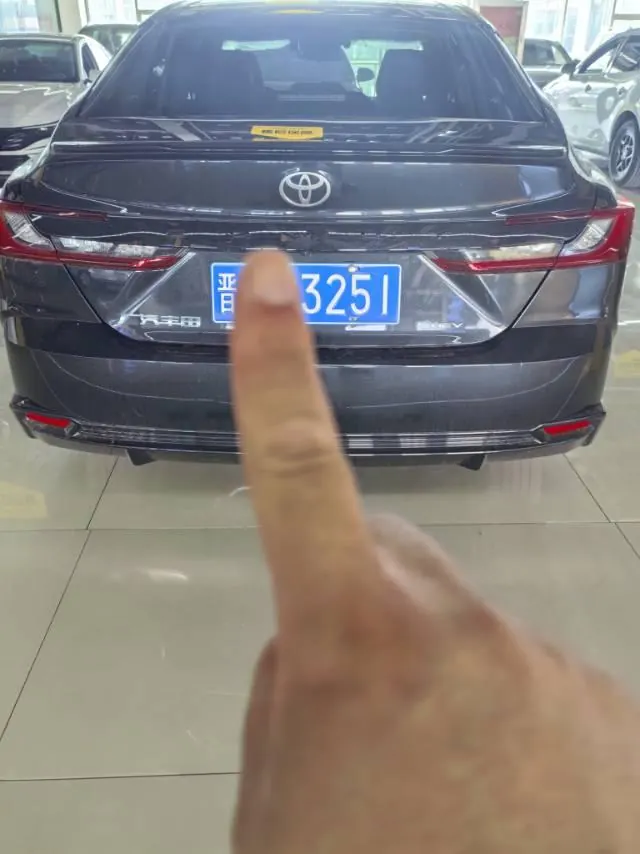 Toyota 2026 Camry Double Engine 2.0HSE Stepless Sports Lite Edition Automatic Gear 4