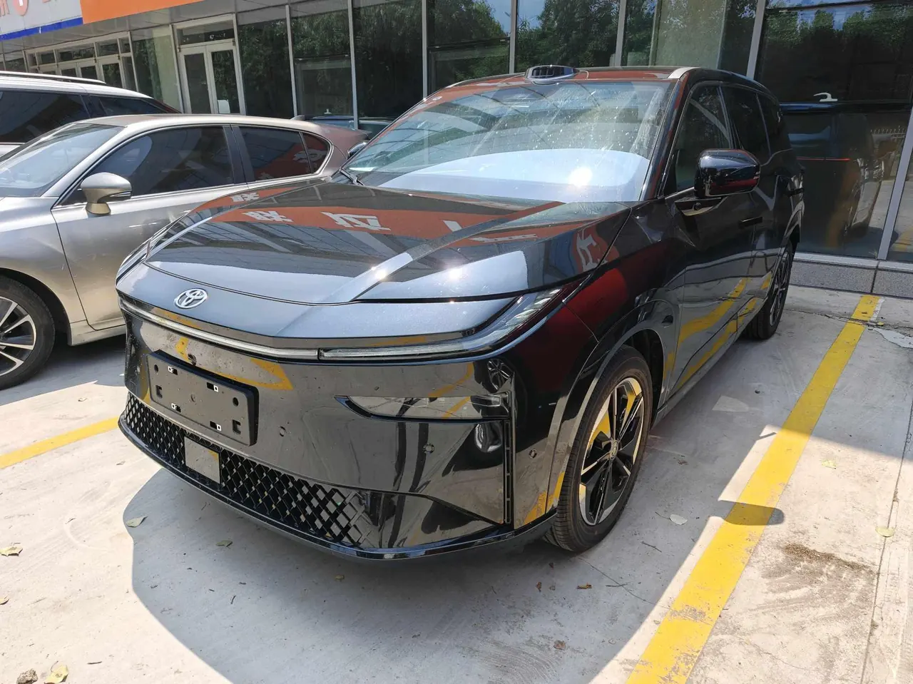 Toyota 2026 Platinum Intelligence 3X 520 Pro Laser Radar Edition Automatic Gear - View 1