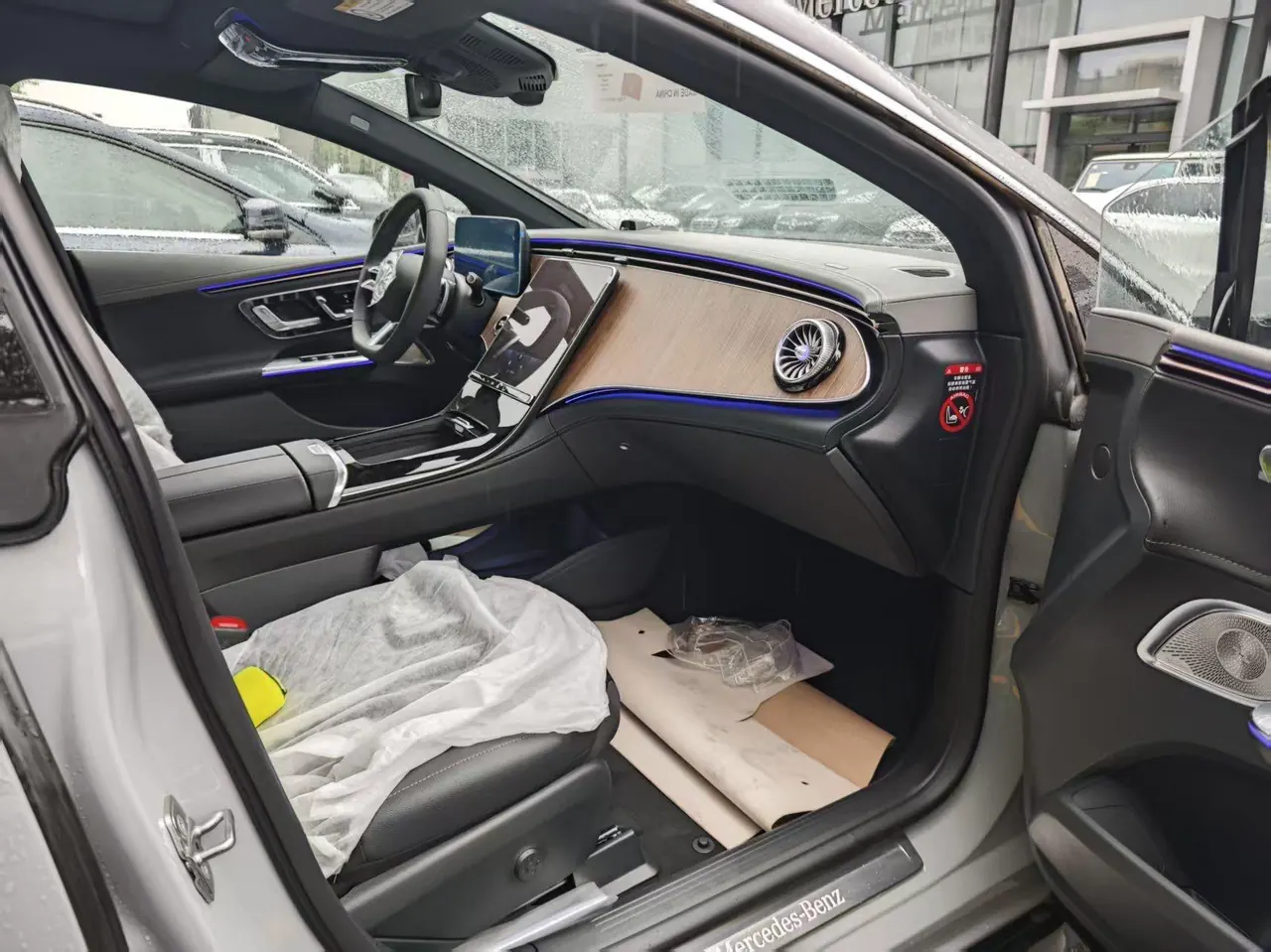 Mercedes Benz 2022 EQE 350 EQE 350 Pioneer Edition Automatic 5