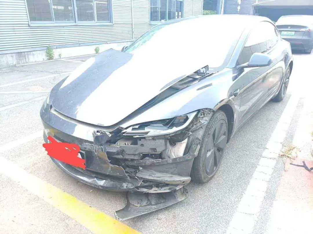 Tesla 2023 Model 3 Rejuvenation Edition Rear Wheel Drive Automatic Transmission 8