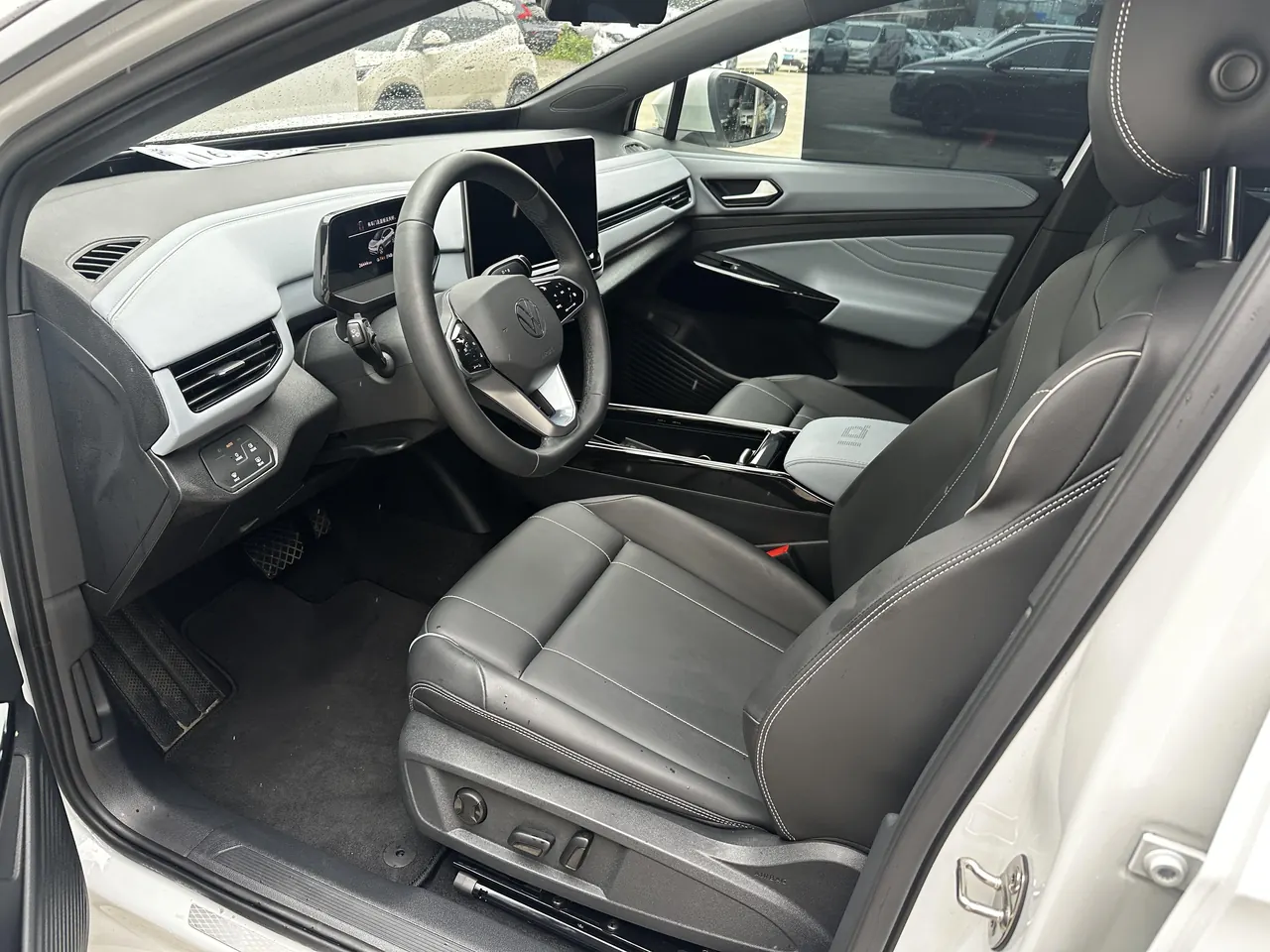 Volkswagen 2024 ID. 4 x Pure Smart Edition, Automatic Transmission 2