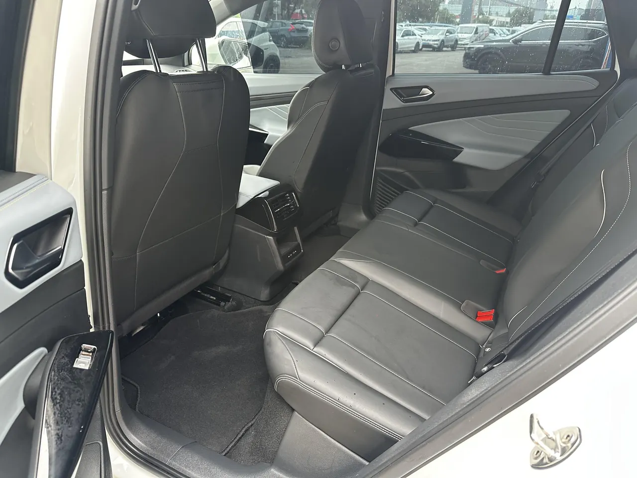 Volkswagen 2024 ID. 4 x Pure Smart Edition, Automatic Transmission 4