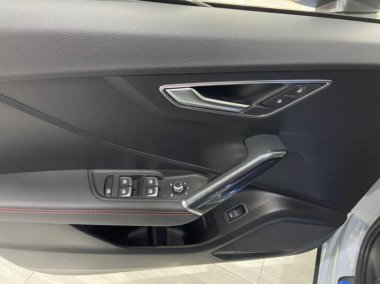 Audi 2022 Q2L 1.4TFSI 35TFSI Deluxe Dynamic Automatic 17