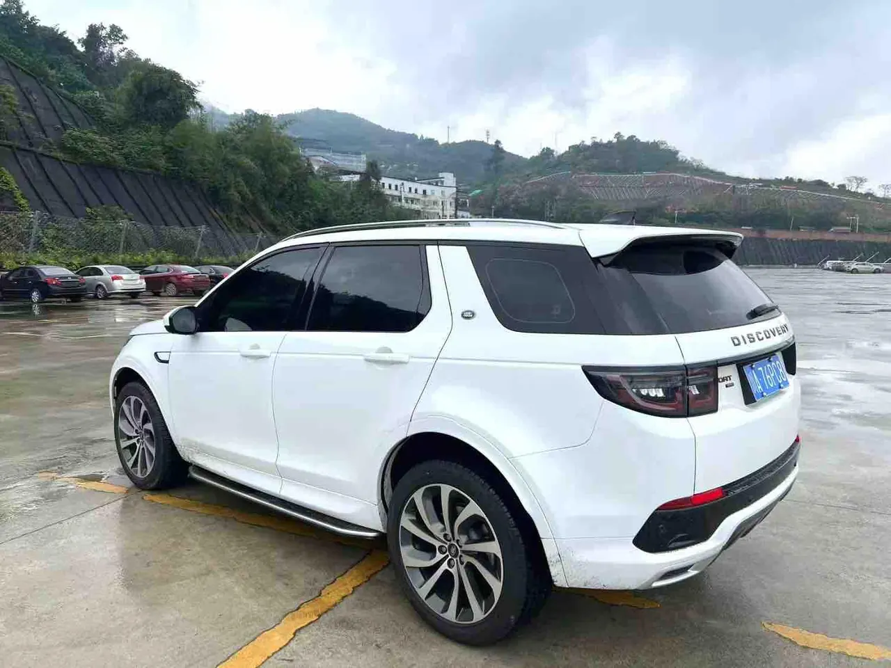 Land Rover 2022 Discovery Sports Edition 48V 2.0T 249PS R-Dynamic S Performance Edition Automatic Gear 6
