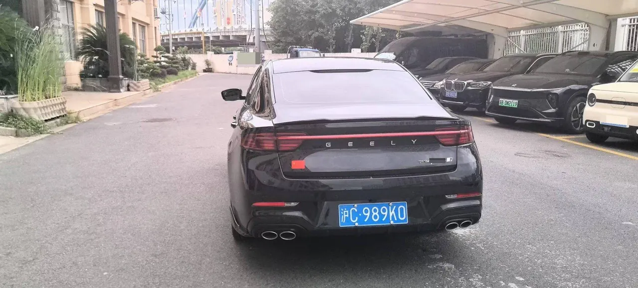 Geely 2026 Star Rui 1.5TD Oriental Obsidian Kunlun Edition Automatic Gear 3