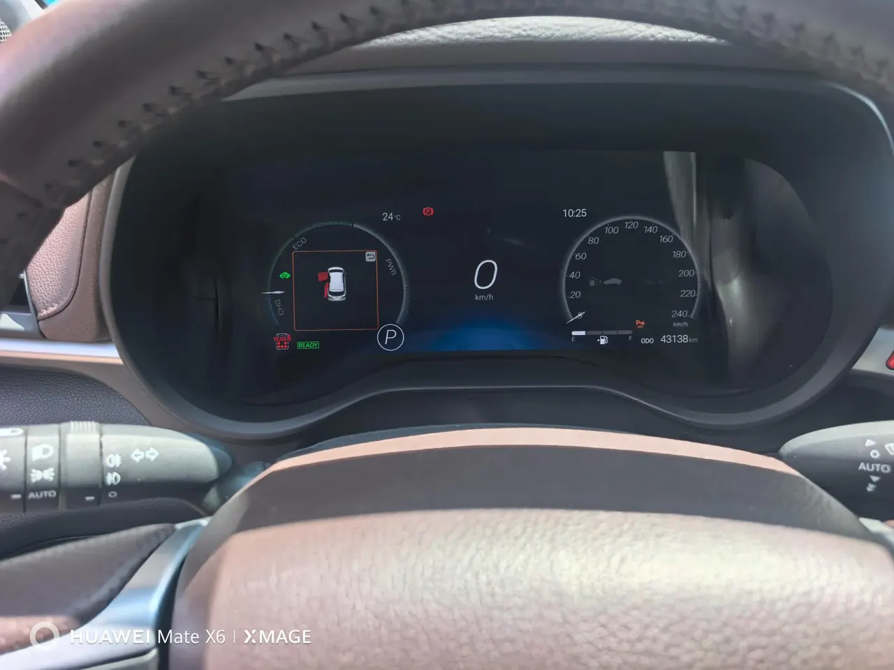 Toyota 2023 Sana 2.5 Stepless Platinum Edition Automatic Transmission 8