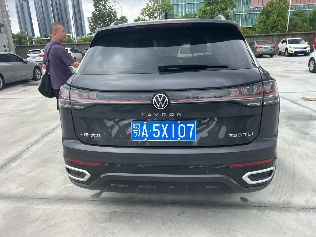 Volkswagen 2024 Tanyue 2.0TSI 330TSI Two-Drive R-Line High-Energy Edition Automatic Gear 6