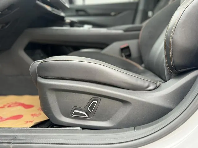 ChangAn 2023 UNI-V 2.0T Leading Speed Edition Automatic Gear 11