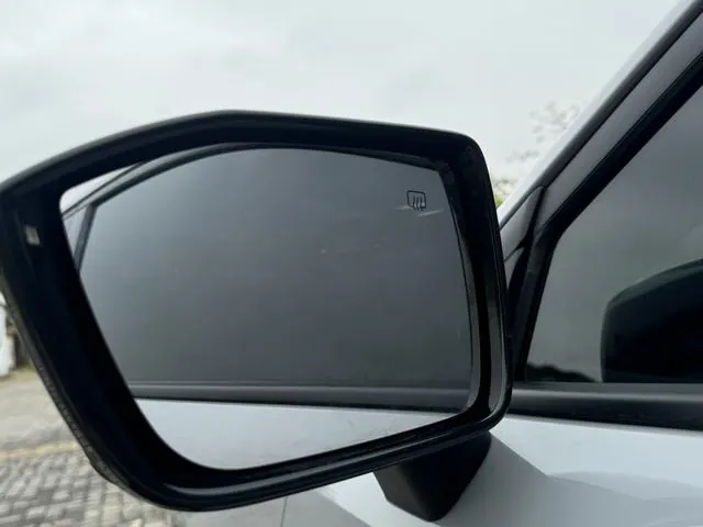 ChangAn 2023 UNI-V 2.0T Leading Speed Edition Automatic Gear 9