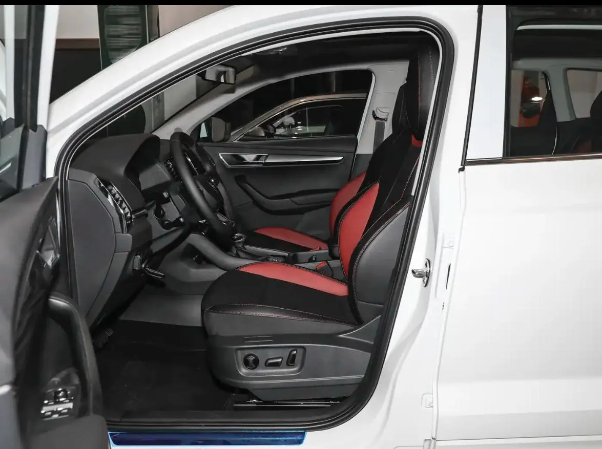 Skoda 2023 Keluoke 1.4TSI TSI280 Luxury Edition Automatic Gear 4