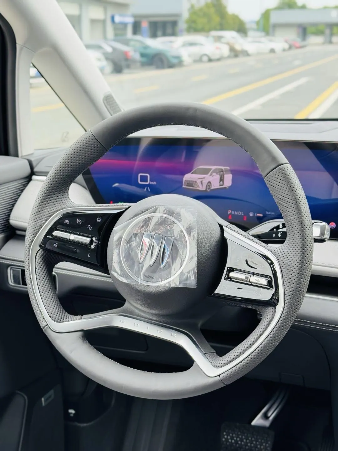Buick 2025 GL8 ES Lu Zun 48V 2.0T Premium Edition Automatic Gear 12