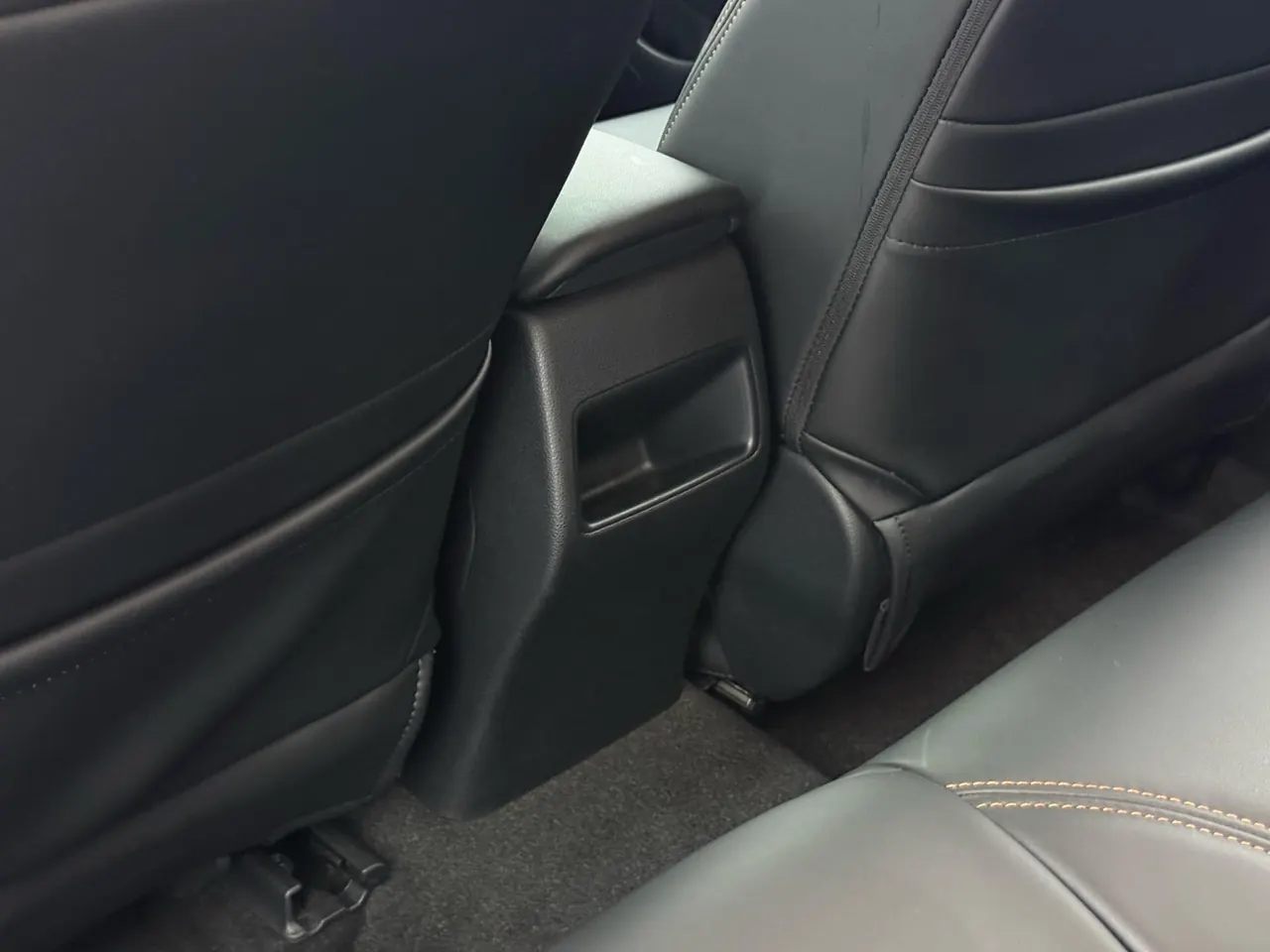 Toyota 2021 corolla 1.2T stepless elite PLUS version of automatic gear 5