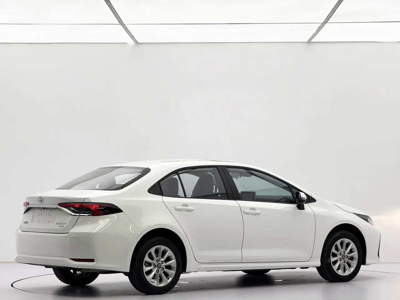 Toyota 2021 corolla 1.2T stepless elite PLUS version of automatic gear 8