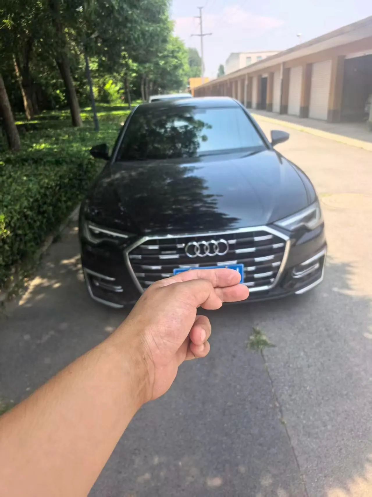 Audi 2023 A6L 2.0TFSI 40TFSI Deluxe Dynamic Automatic 2