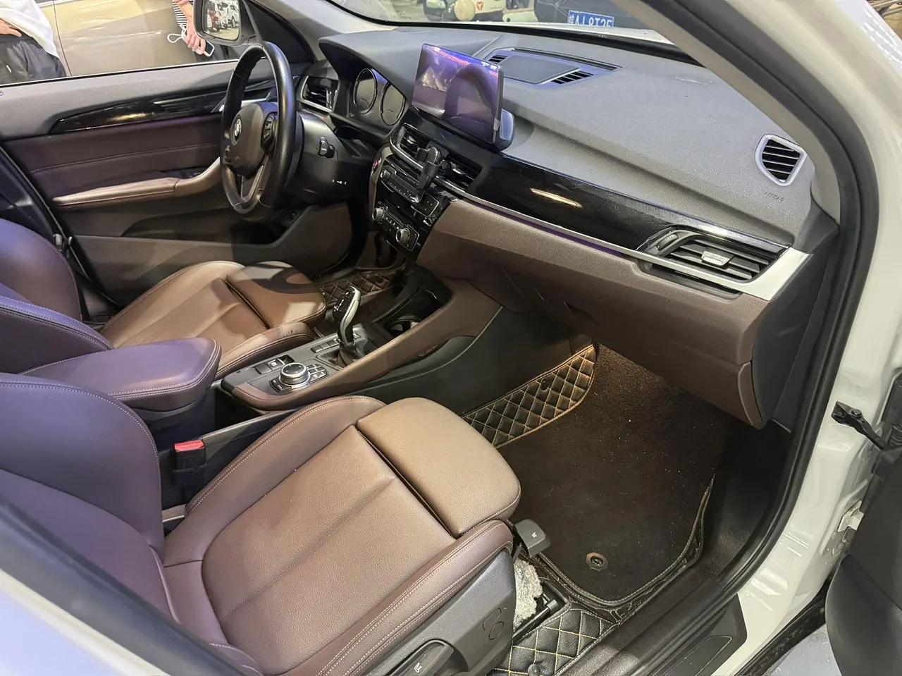 BMW 2022 X1 sDrive20Li 1.5T fashion automatic gear 4