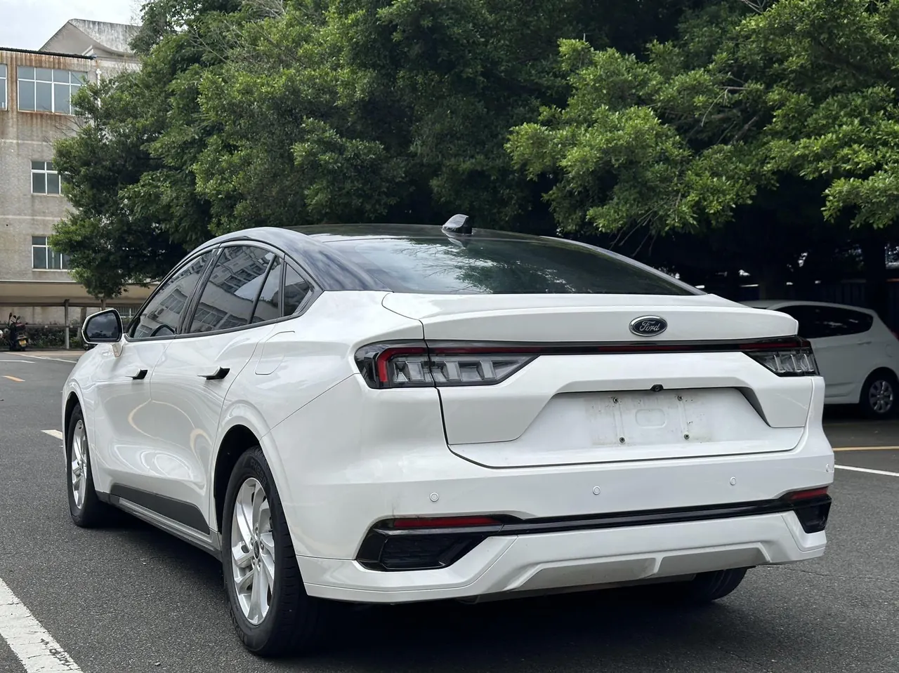 Ford 2022 Mondeo 2.0T EcoBoost 245 fashion automatic gear 7
