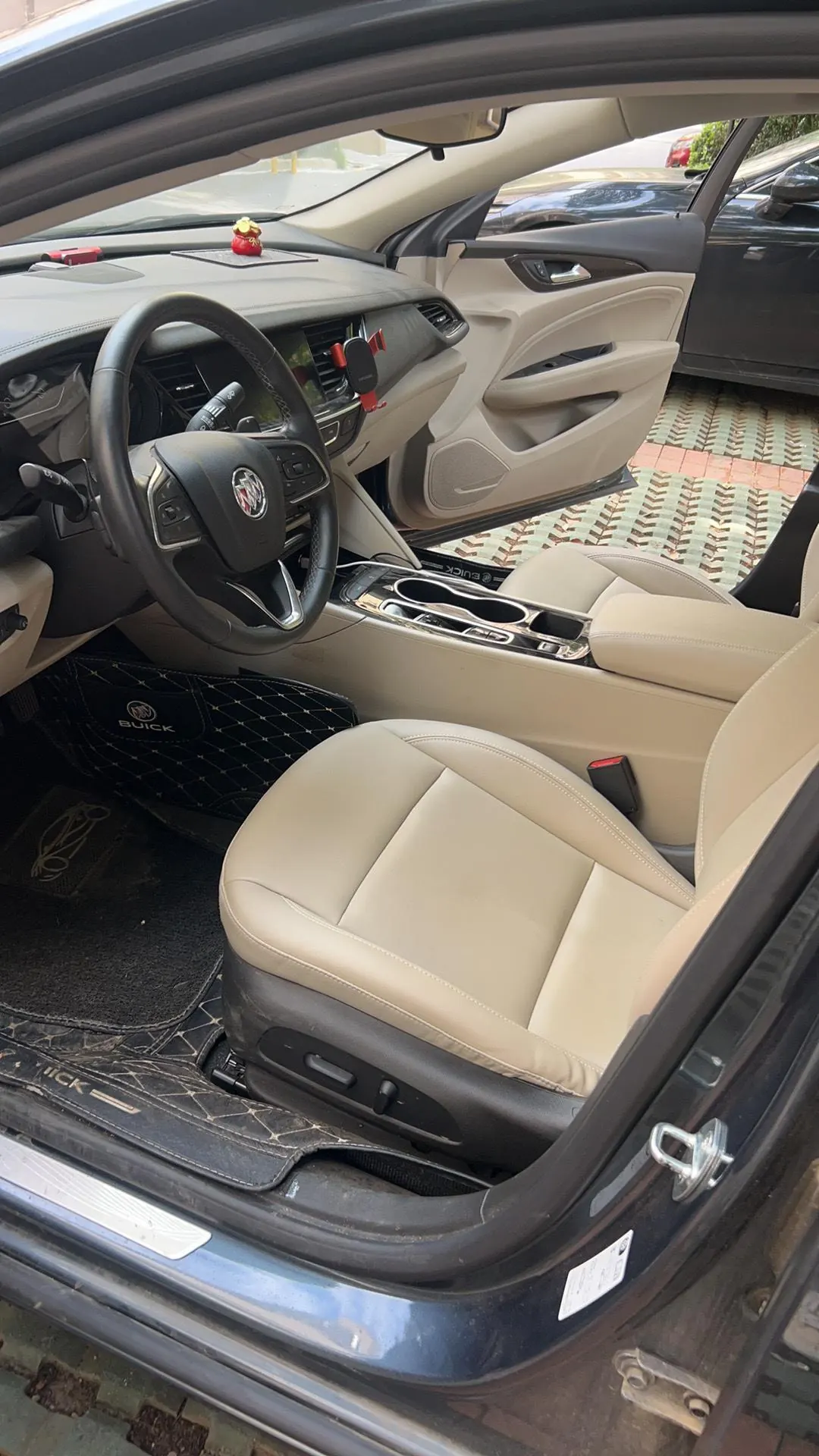 Buick 2020 Regal 1.5T 552T Elite Automatic Gear 8