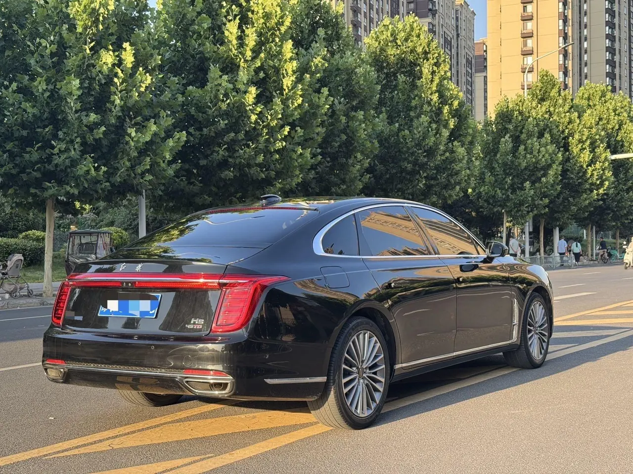 HongQi 2020 H9 48V 2.0T Zhilian Qi Chang Edition Automatic Gear 8