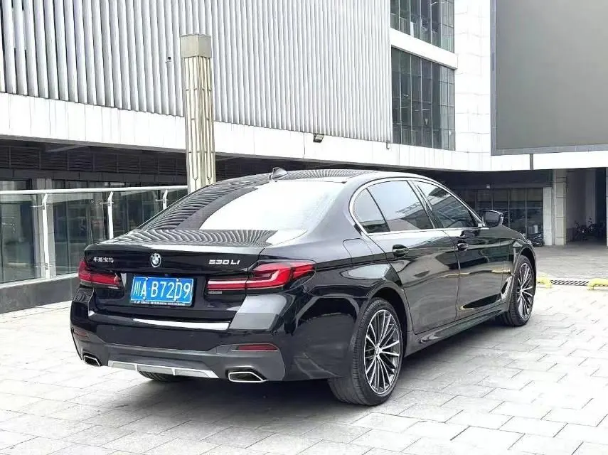 BMW 5 Series 2023 530Li 2.0T Leading M Sports Suit Automatic Gear 4