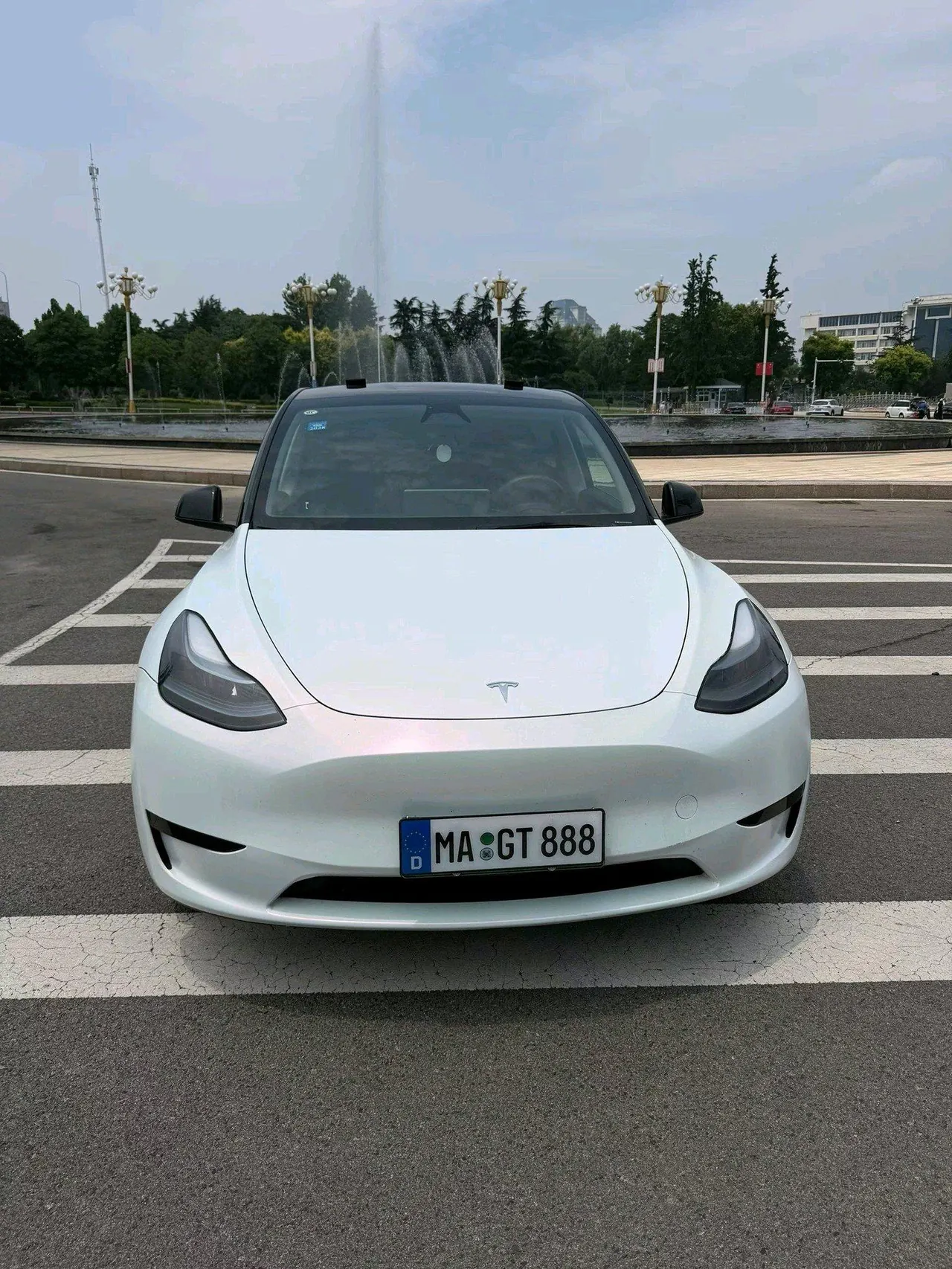 Tesla 2024 Model Y rear-wheel drive version automatic transmission 2