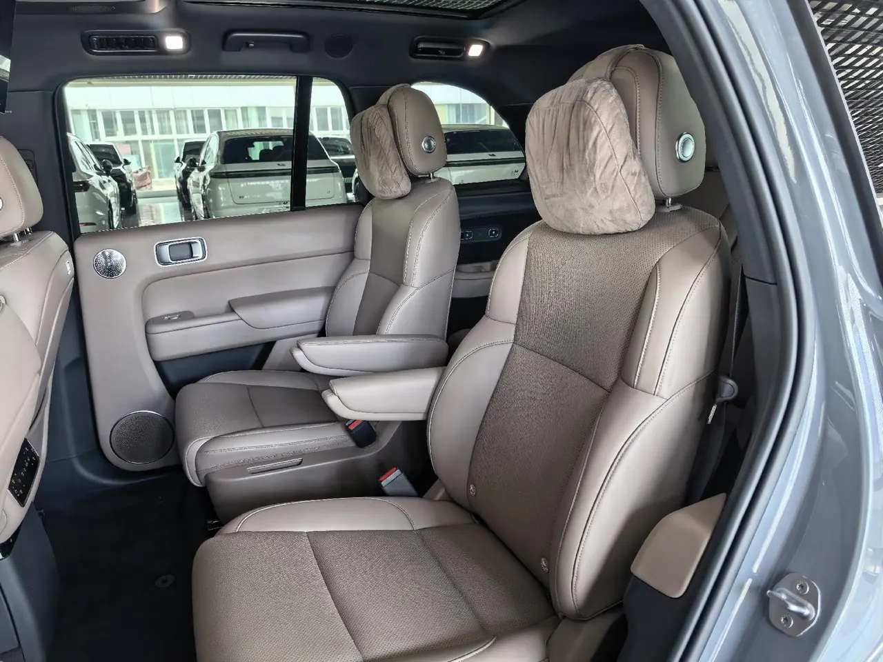 Li 2025 L8 Ultra Smart New Edition Automatic Gear 7