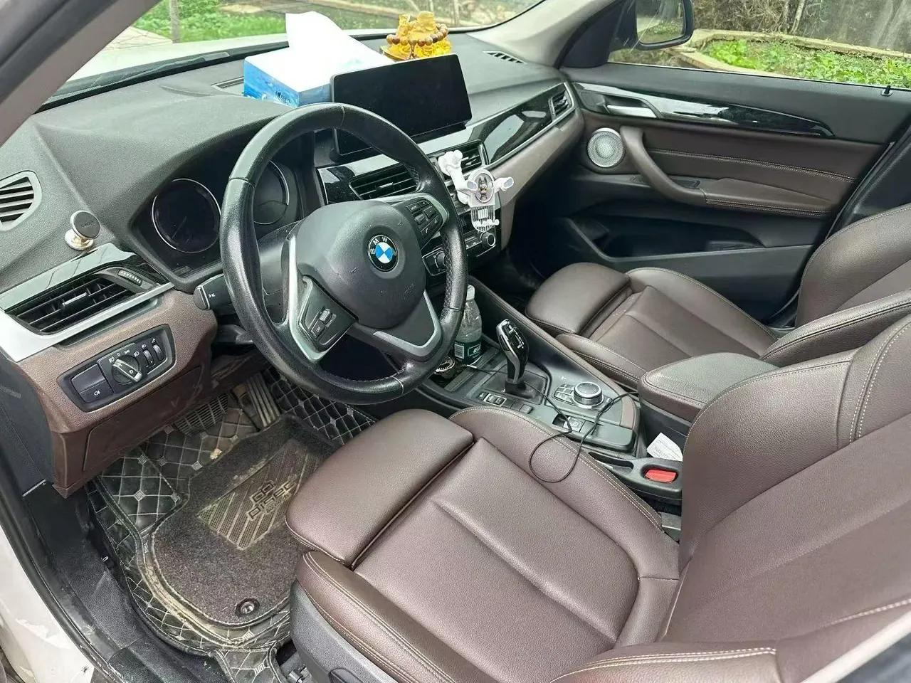 BMW 2020 X1 sDrive20Li 1.5T exclusive automatic gear 2