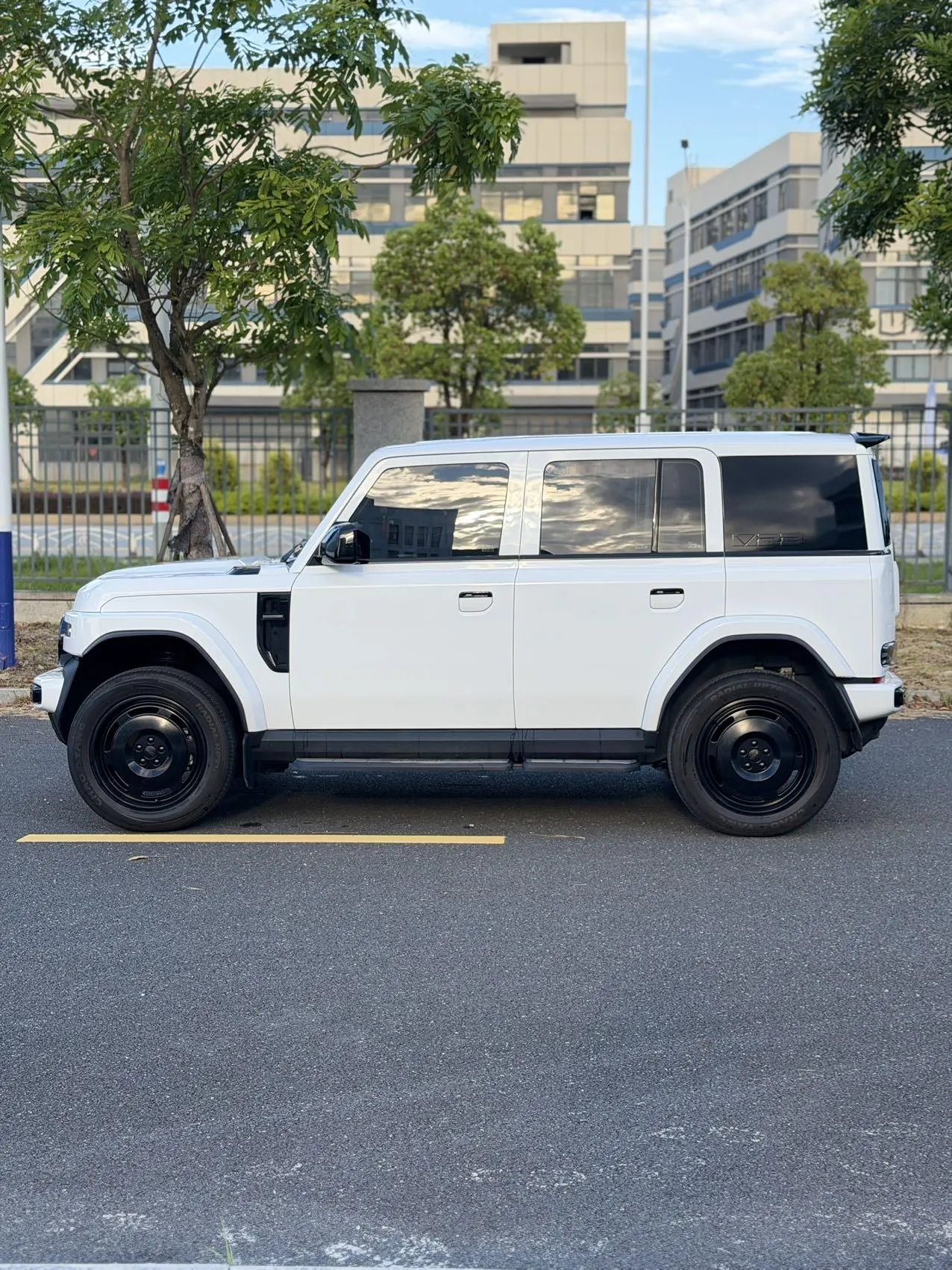 ICAR 2025 iCAR V 23 401 Two-Drive Advanced Edition Automatic Gear 8