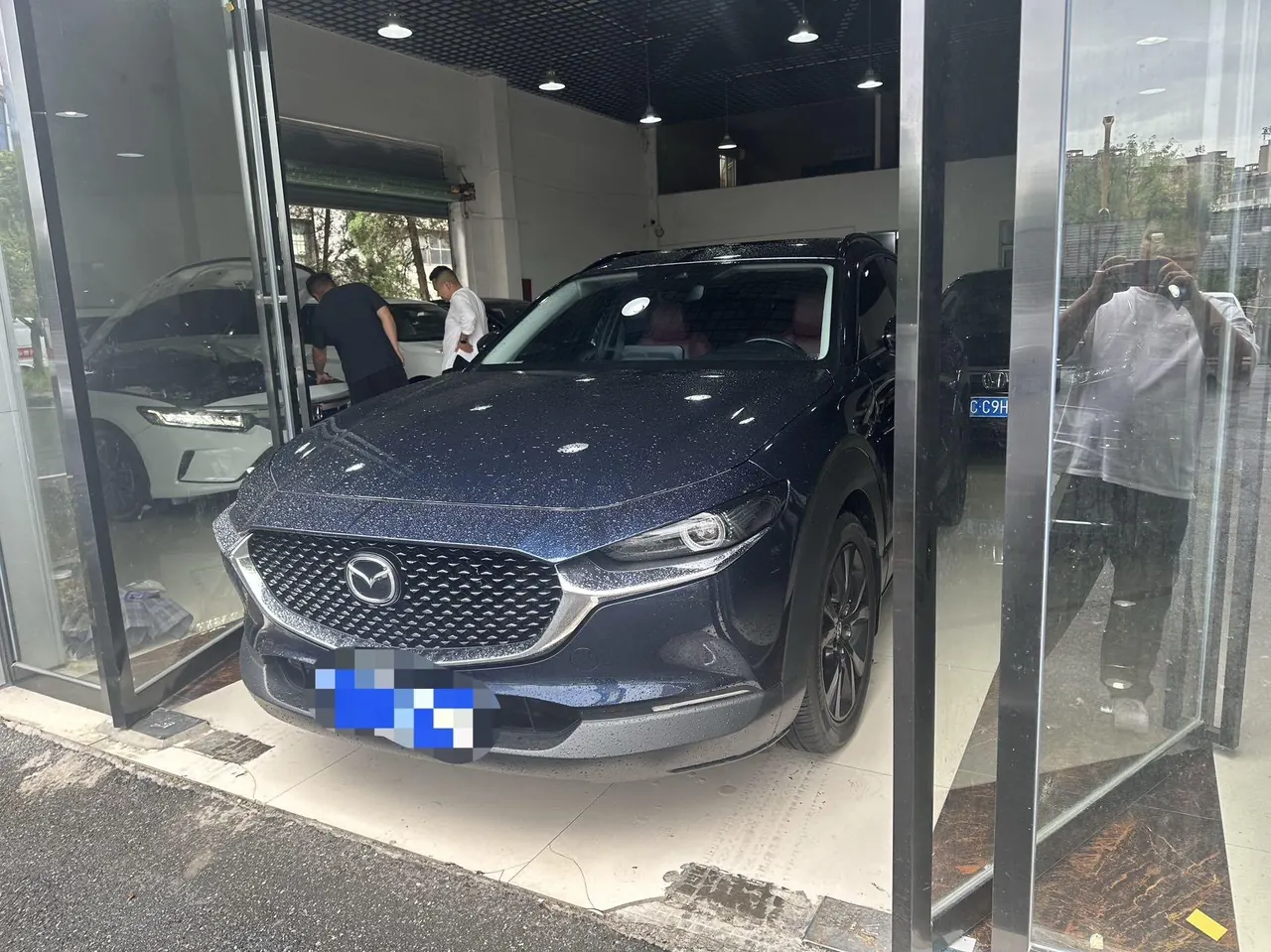 Mazda 2022 CX-30 2.0 Jiayue Obsidian Automatic Gear 2