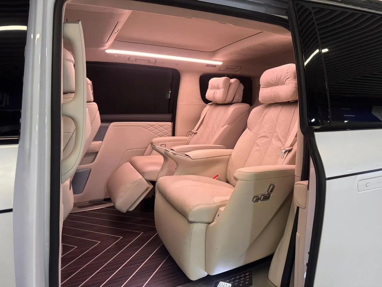 Buick 2026 to the world family 1.5T luxury version of automatic gear 4