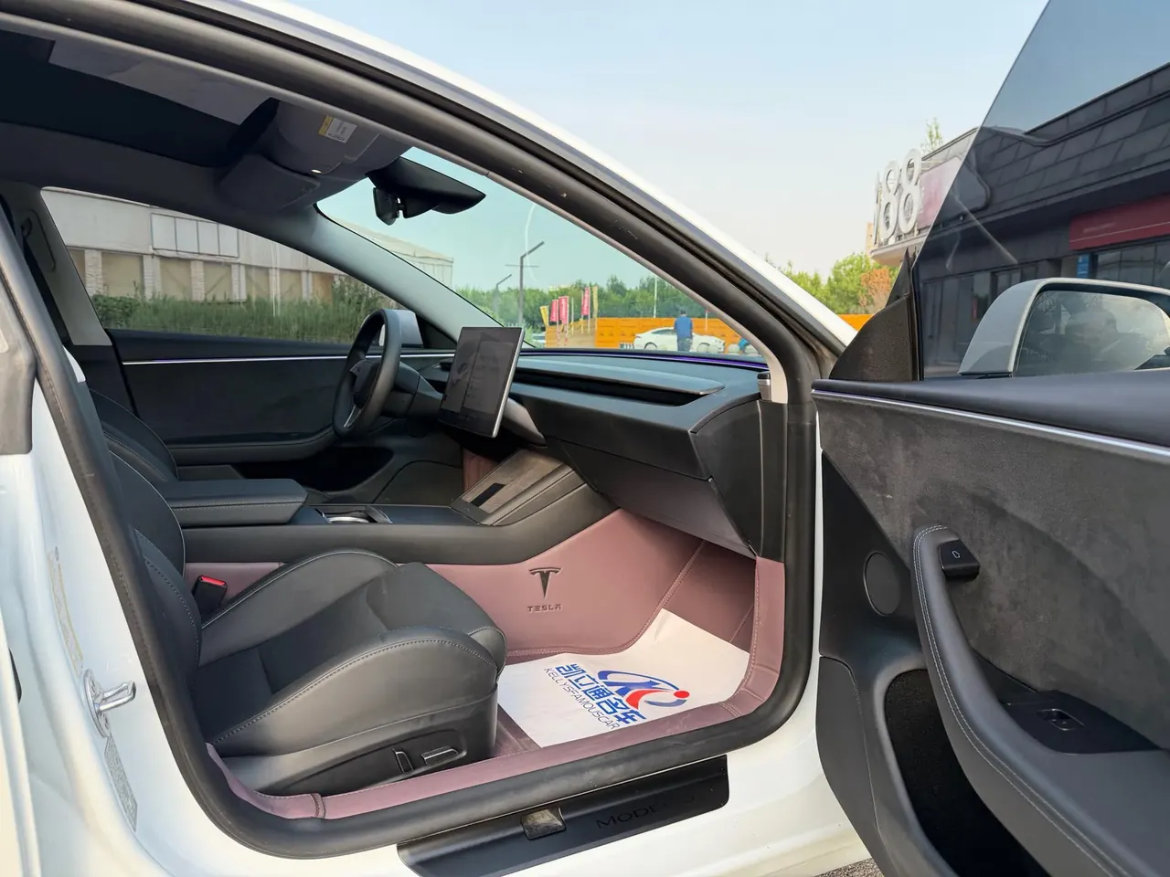 Tesla 2024 Model 3 high-performance all-wheel drive version automatic transmission 9