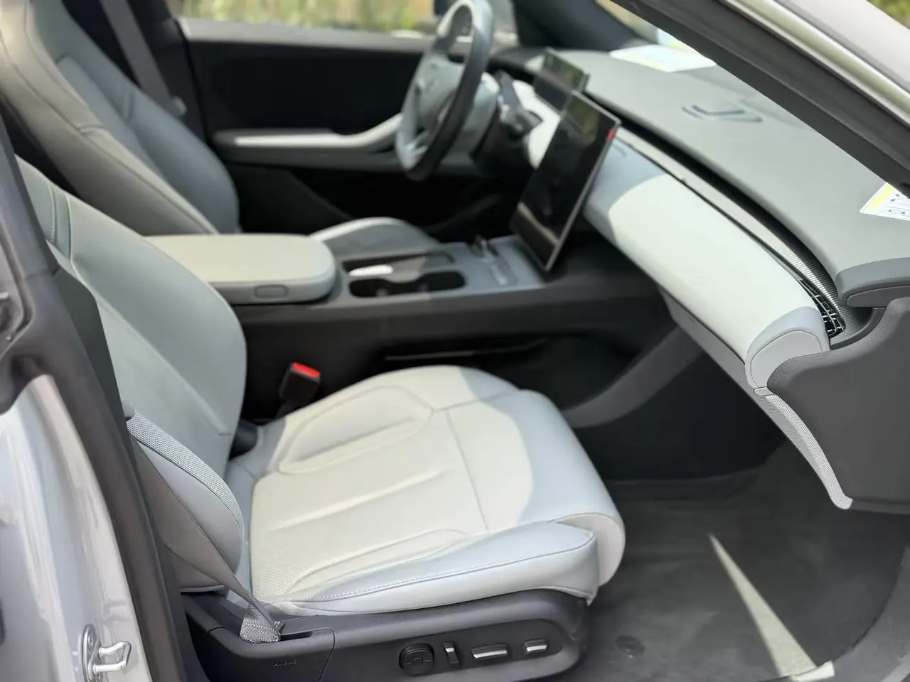 NIO 2024 ET5T 75kWh Touring automatic 5