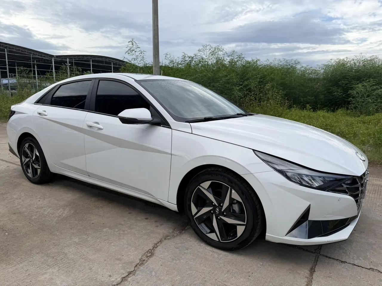 Hyundai 2023 Elantra -3-compartment 1.5 Stepless GLS Leading Edition Automatic Gear 3