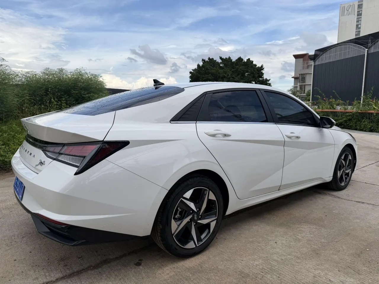 Hyundai 2023 Elantra -3-compartment 1.5 Stepless GLS Leading Edition Automatic Gear 4