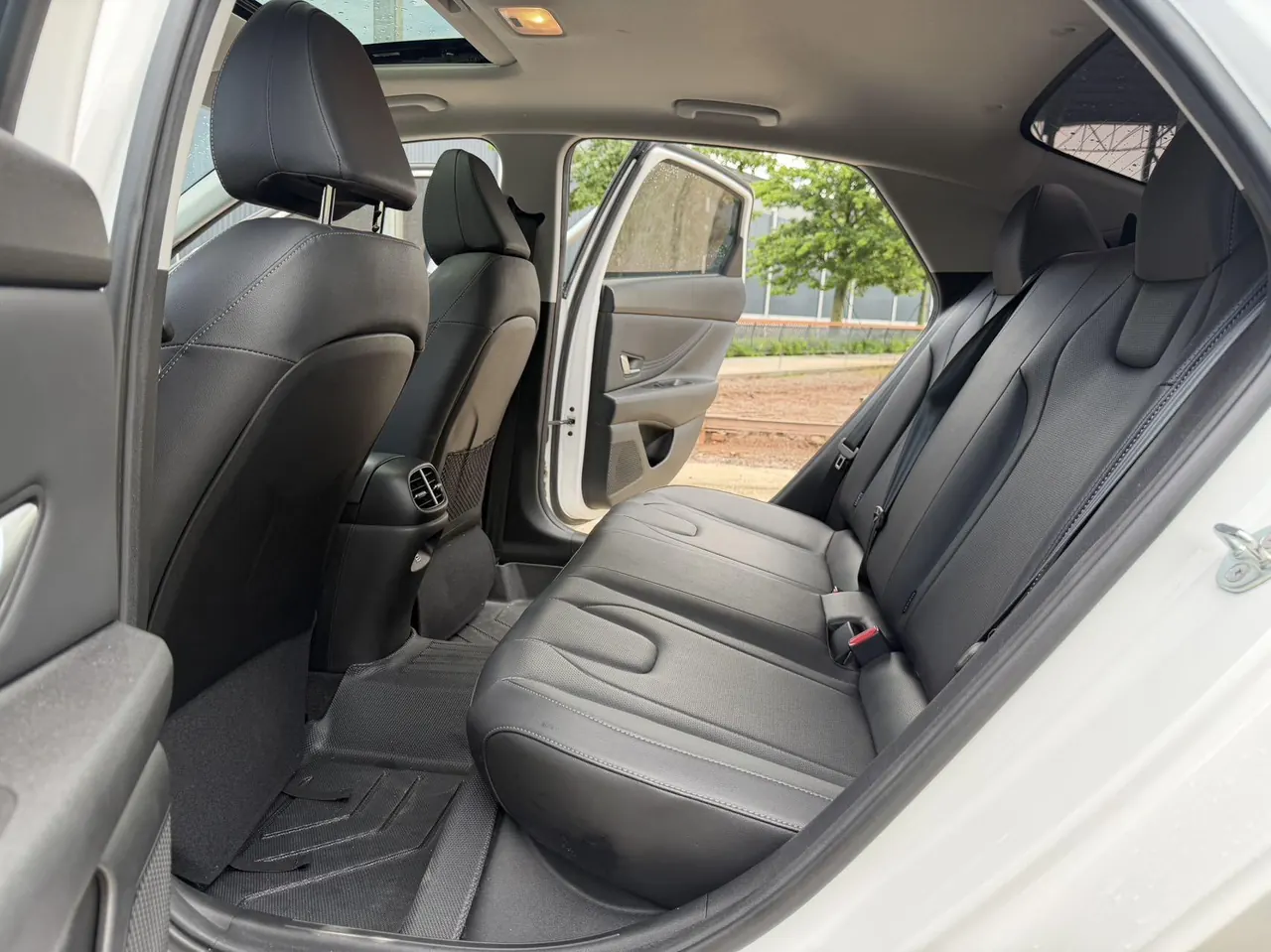 Hyundai 2023 Elantra -3-compartment 1.5 Stepless GLS Leading Edition Automatic Gear 8